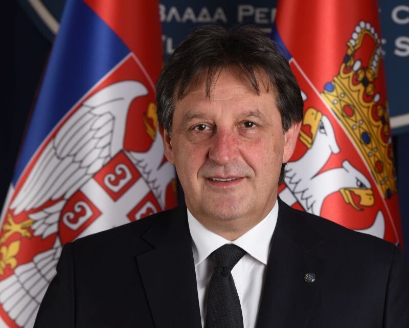 Министар Гашић: Испитати порекло и моје и Алексићеве имовине
