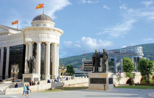 U Makedoniji pronađena oprema za izradu lažnih dokumenata